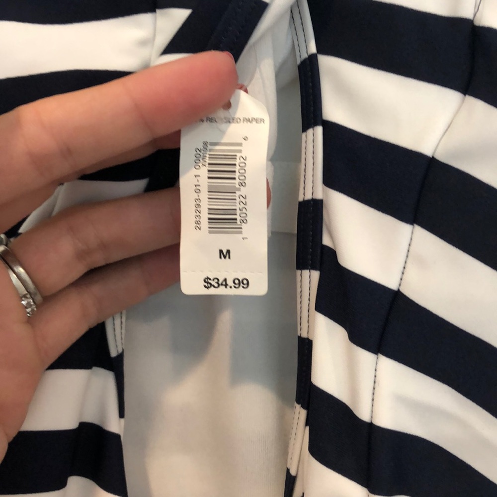 Bathing suit - Picture 3 of 4